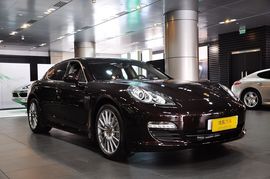 2010款保时捷Panamera