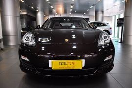 2010款保时捷Panamera