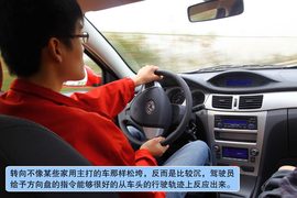 2011款东风风神H30