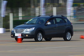 2011款东风风神H30