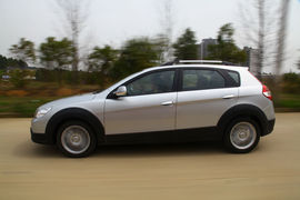 2011款东风风神H30