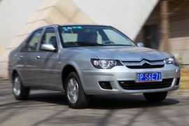 2011款东风雪铁龙爱丽舍试驾