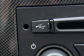 2011款东风雪铁龙爱丽舍试驾