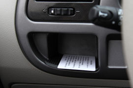 2011款东风雪铁龙爱丽舍试驾