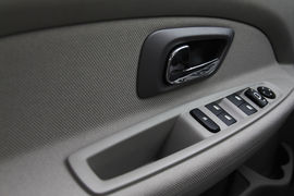 2011款东风雪铁龙爱丽舍试驾