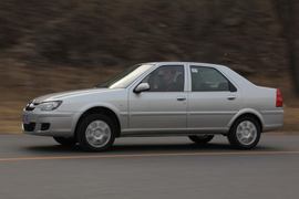 2011款东风雪铁龙爱丽舍试驾