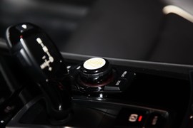 新BMW7系施坦威全球限量版实拍
