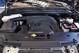   2011款双环SCEO 2.0L手动两驱超豪华型
