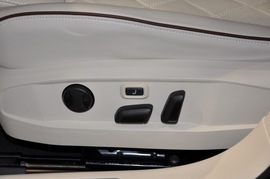 2016款上汽大众辉昂