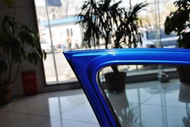 2010款标致207三厢