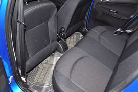 2010款标致207三厢