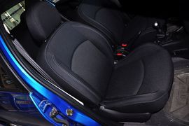 2010款标致207三厢