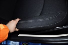 2010款标致207三厢