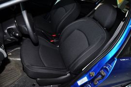 2010款标致207三厢