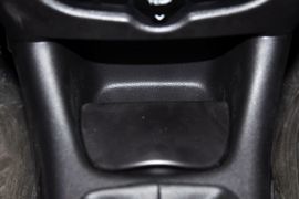 2010款标致207三厢