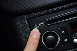 2010款标致207三厢