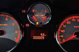 2010款标致207三厢