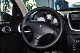 2010款标致207三厢