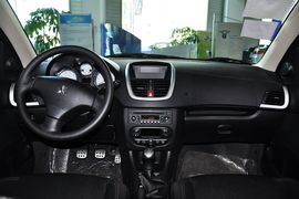 2010款标致207三厢