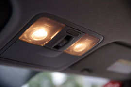 2017款起亚K2三厢