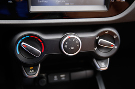 2017款起亚K2三厢