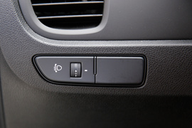 2017款起亚K2三厢