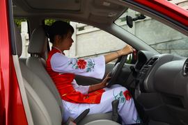 2011款东风日产新阳光大理试驾