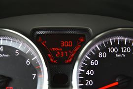 2011款东风日产新阳光大理试驾