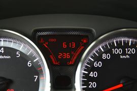 2011款东风日产新阳光大理试驾