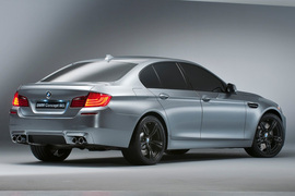 2011款宝马M5概念车