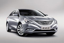 2011款北京现代索纳塔八