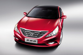 2011款北京现代索纳塔八