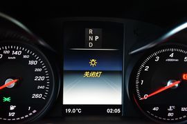 2017款奔驰GLC260