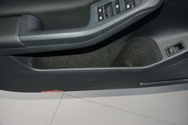 2017款大众速腾1.6L手动舒适型