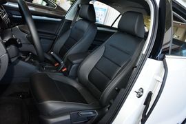 2017款大众速腾1.6L手动舒适型