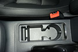 2017款大众速腾1.6L手动舒适型