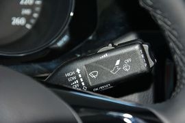 2017款大众速腾1.6L手动舒适型