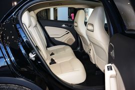2016款奔驰GLA200动感型