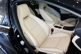 2016款奔驰GLA200动感型