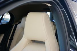 2016款奔驰GLA200动感型