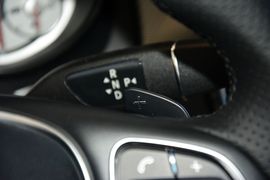 2016款奔驰GLA200动感型