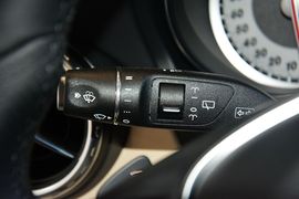 2016款奔驰GLA200动感型