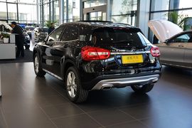 2016款奔驰GLA200动感型