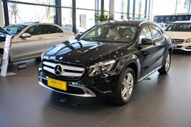 2016款奔驰GLA200动感型