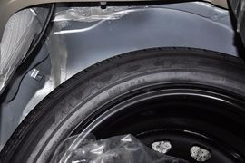 2011款比亚迪M6