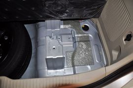 2011款比亚迪M6