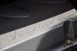 2011款比亚迪M6