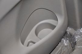 2011款比亚迪M6