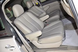 2011款比亚迪M6