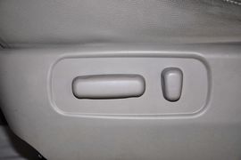 2011款比亚迪M6